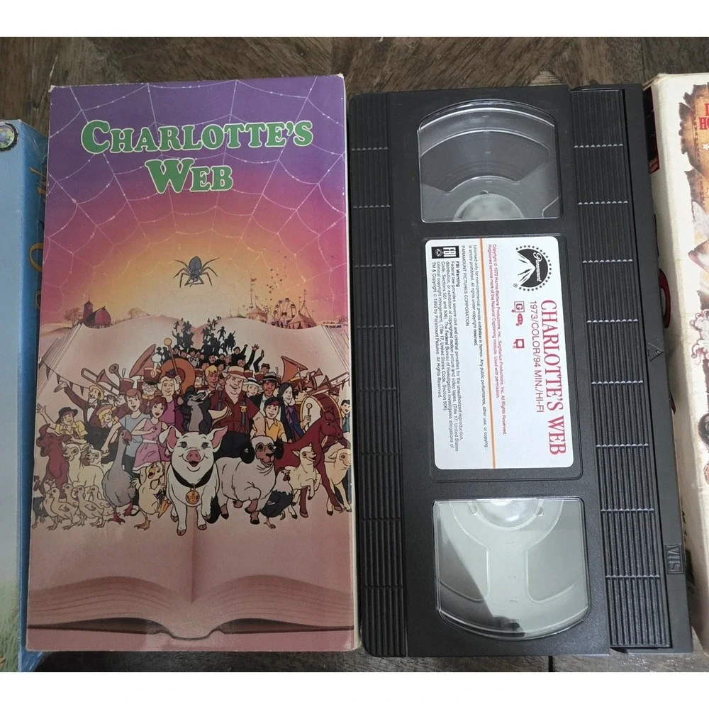 Vintage VHS Movie Lot Bundle Hook Charlotte's Web & NEW Sealed Milo and Otis